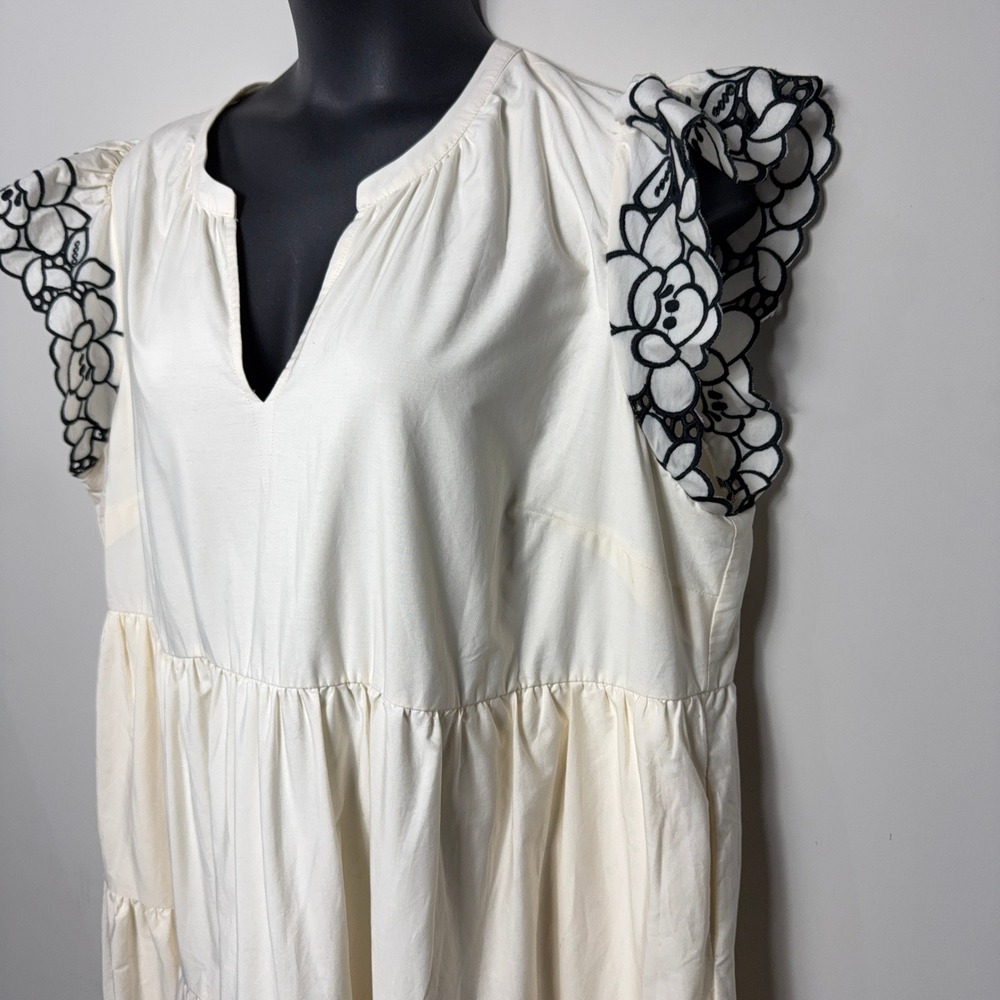 Torrid Belle Isle Tiered Embroidered Floral Maxi Dress Size 22 Whisper White - Picture 11 of 16
